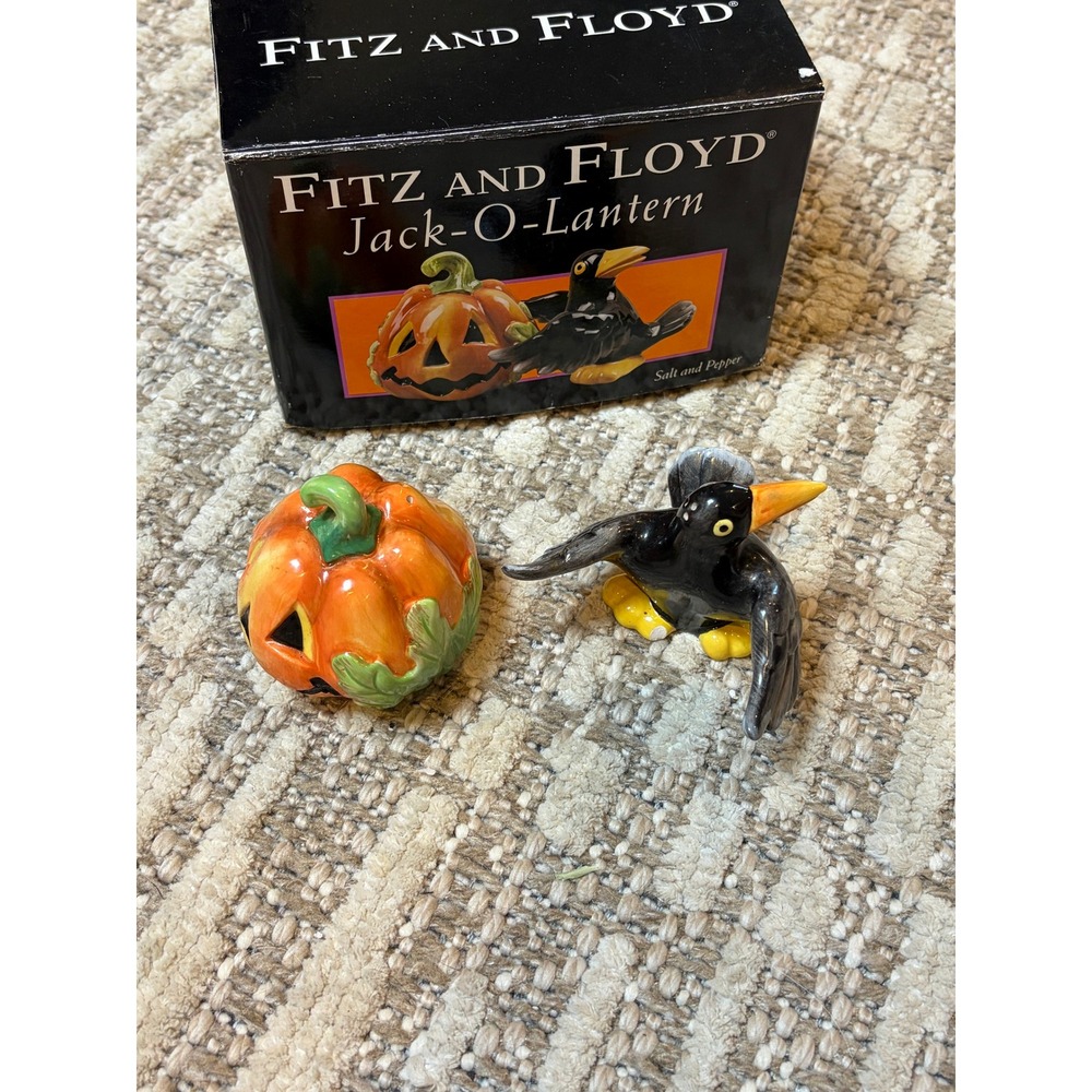 Fitz and Floyd Halloween Jack-O-Lantern and Crow Salt and Pepper Shaker Set Box